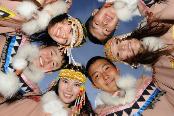 2 сентября  во всех образовательных организациях города прошли открытые уроки родных языков  и фольклора коренных малочисленных народов Югры 